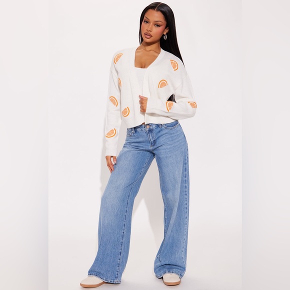 🍊 Anthropologie Moon & Madison White w Oranges Cropped Cardigan Sweater Sz XS - Picture 2 of 13